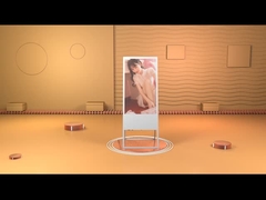 LCD que anuncia a exposição